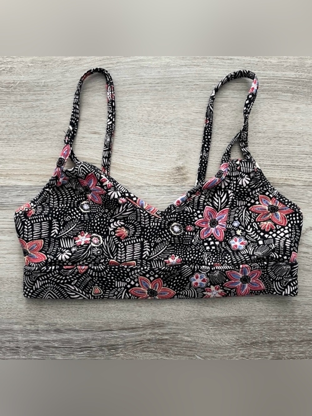 {Mudd} bralette